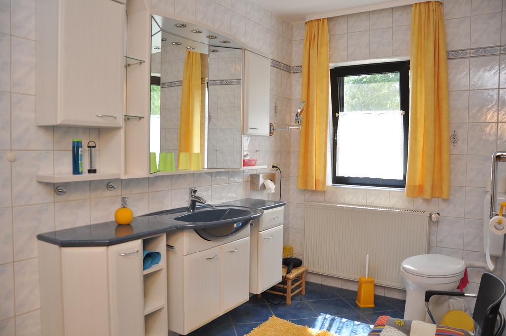 Hotel Haus Orchideental Jena Pokoj fotografie